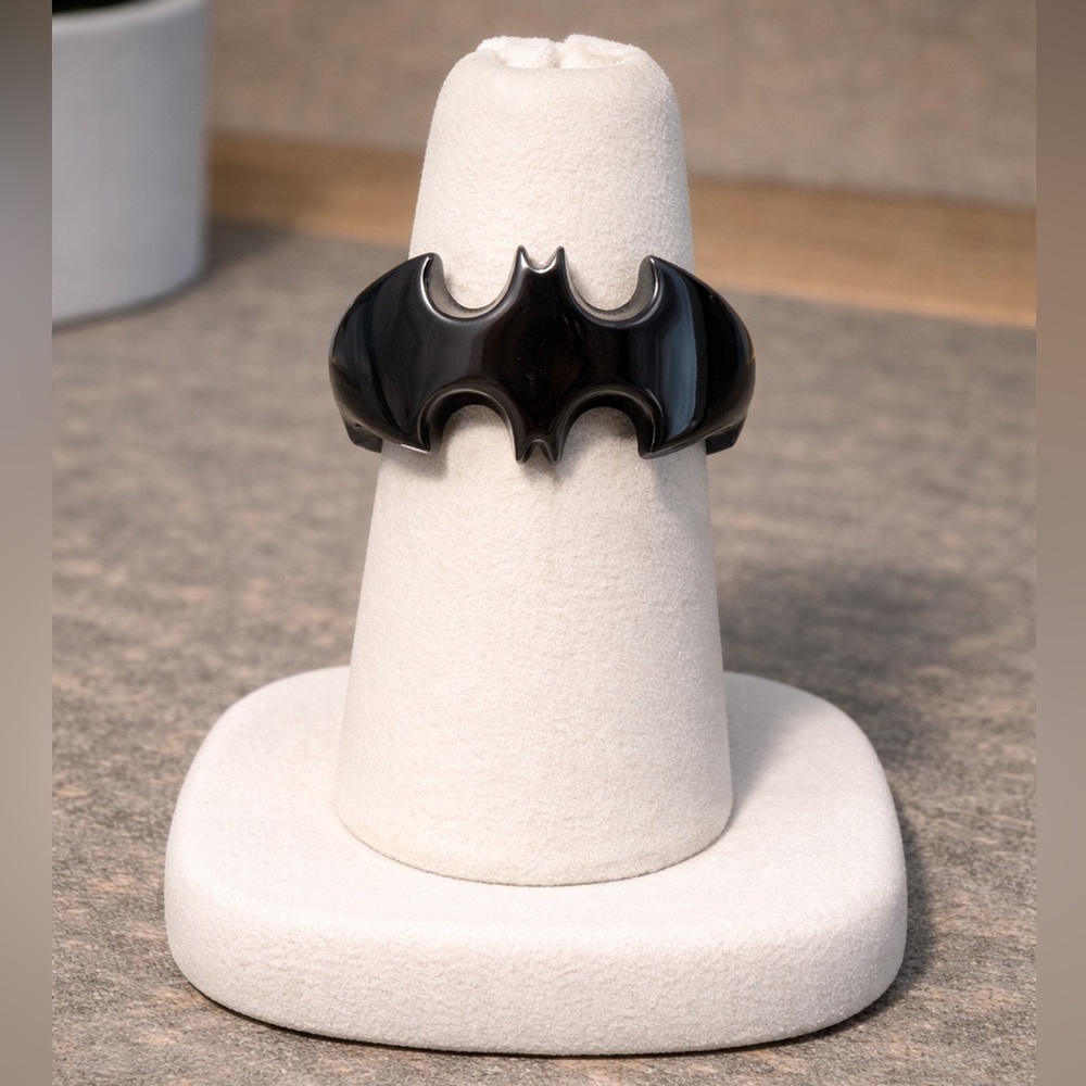 nOir DC Comics Batman Ring NEW size 6